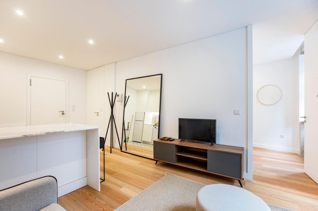 Downtown Wonder Flat W/ Ac By Lovelystay Porto Dış mekan fotoğraf