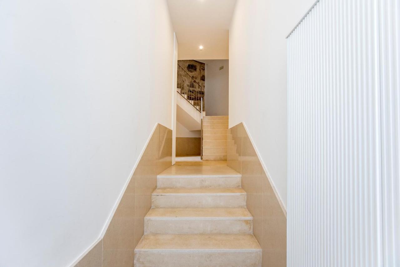 Downtown Wonder Flat W/ Ac By Lovelystay Porto Dış mekan fotoğraf