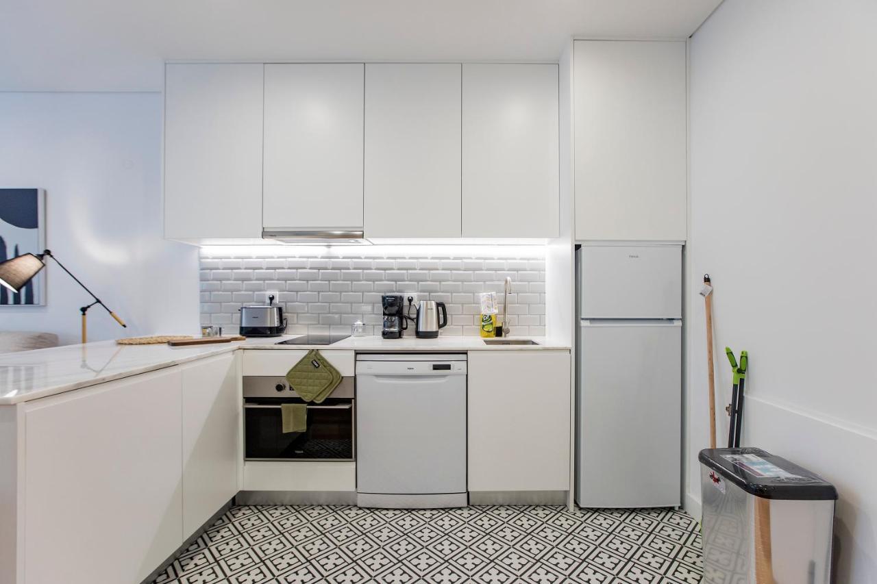 Downtown Wonder Flat W/ Ac By Lovelystay Porto Dış mekan fotoğraf